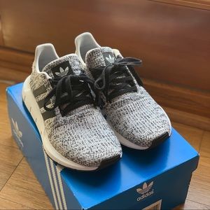 Adidas Swift Run